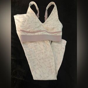 Fabletics set Cream and Pink